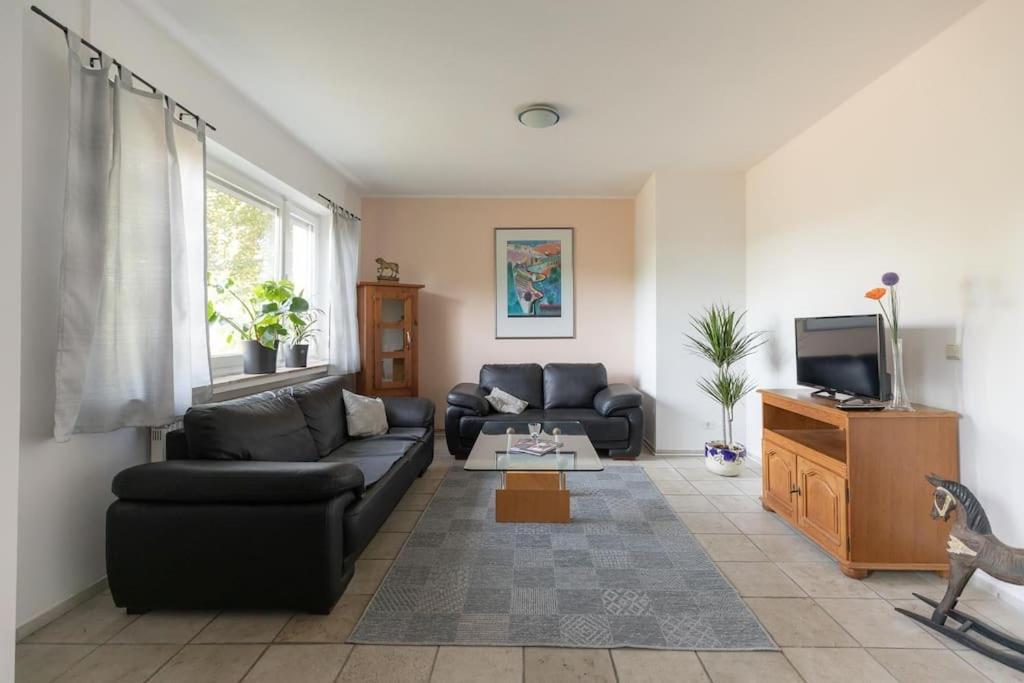 Herzlich Willkommen Auf Unserem Hof! Apartment